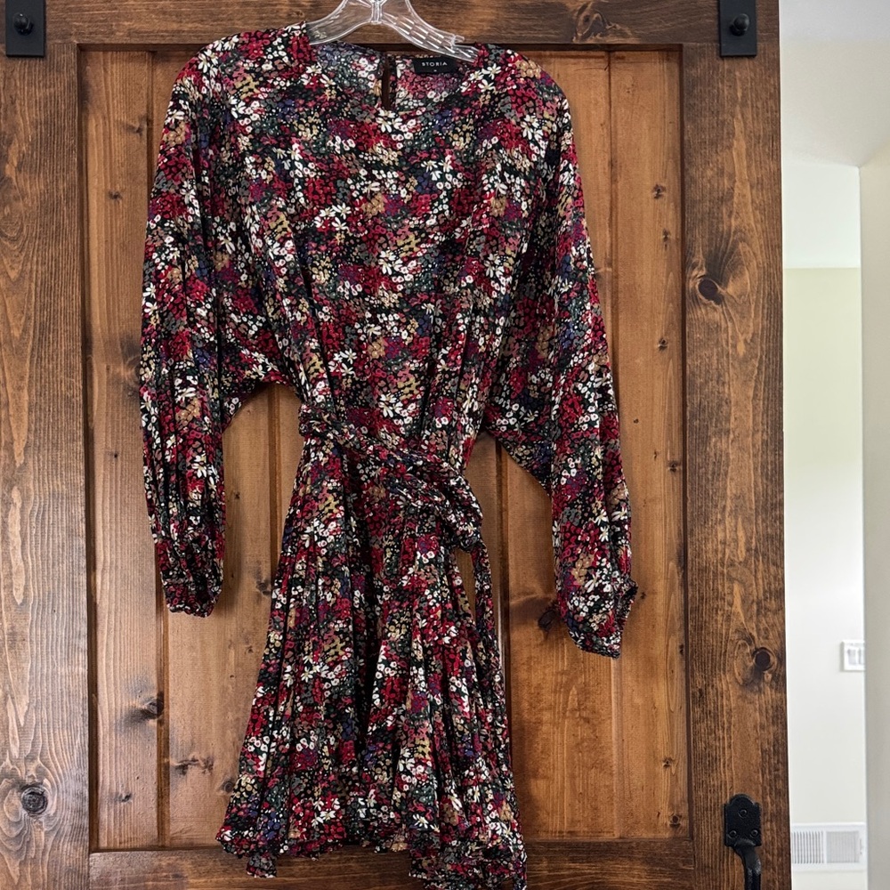 Floral Tie-Waist Women’s Dress in Burgundy
